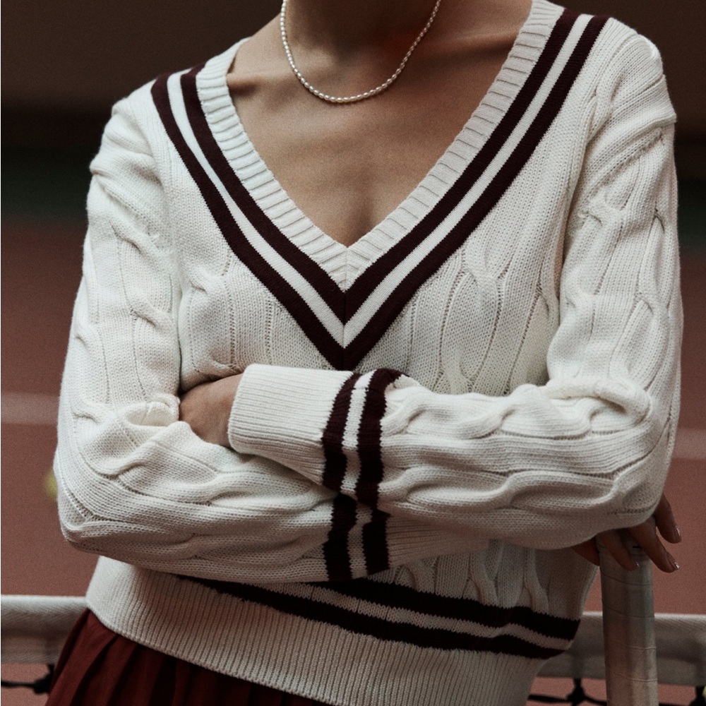 Sporty and rich Women's V-Neck Cable Knit Sweater - White and Red - Picture 2 of 12